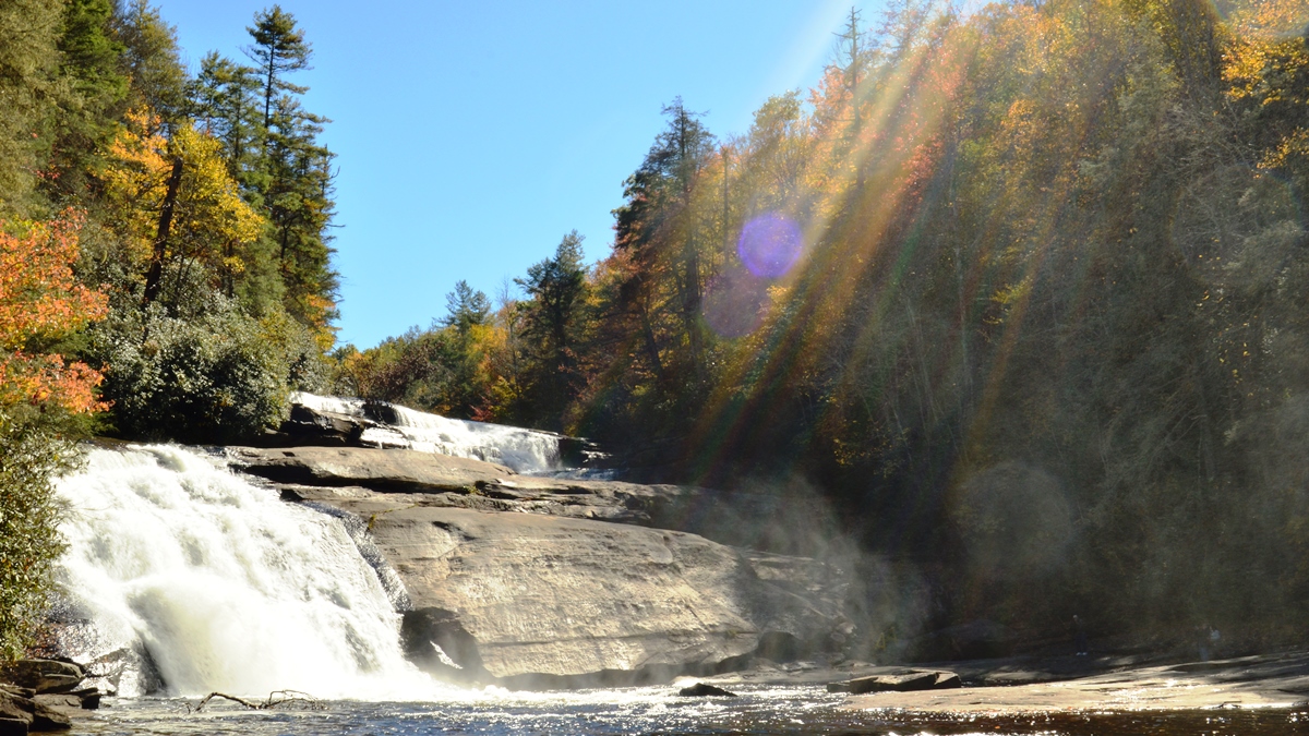 Rauschender Wasserfall